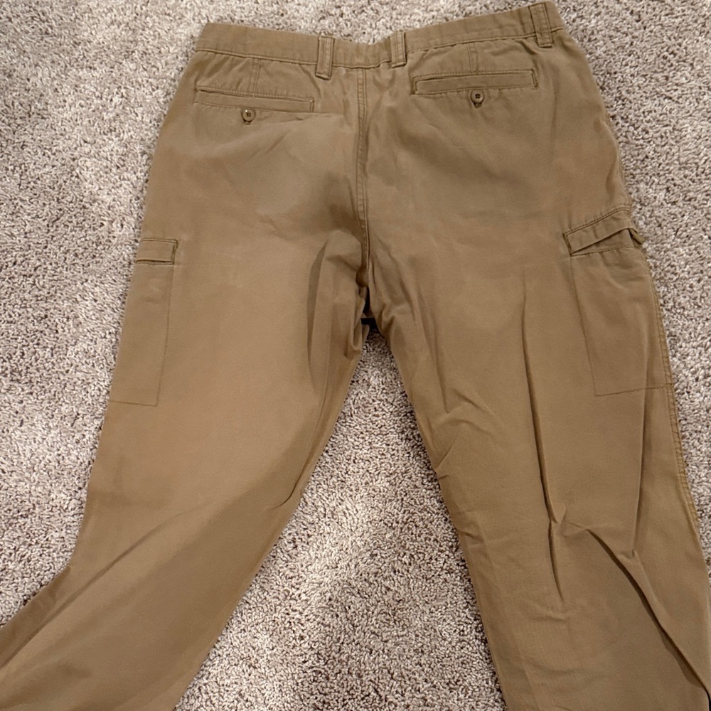 Men's Cargo Pants in Khaki - Relaxed Utility Style